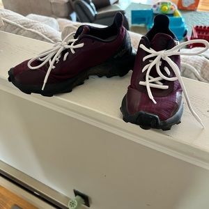 Women’s Salomon alpha cross running/hiking shoes